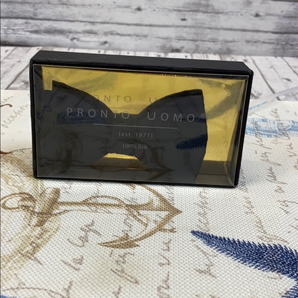 Other - 100% Silk Men’s Adjustable Bow Tie